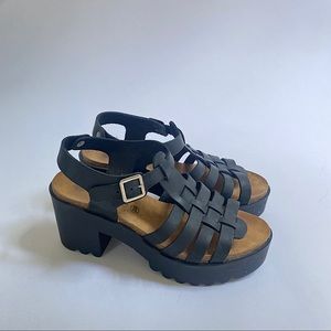 LOLA SABBIA Leather Wedge Sandals (9)